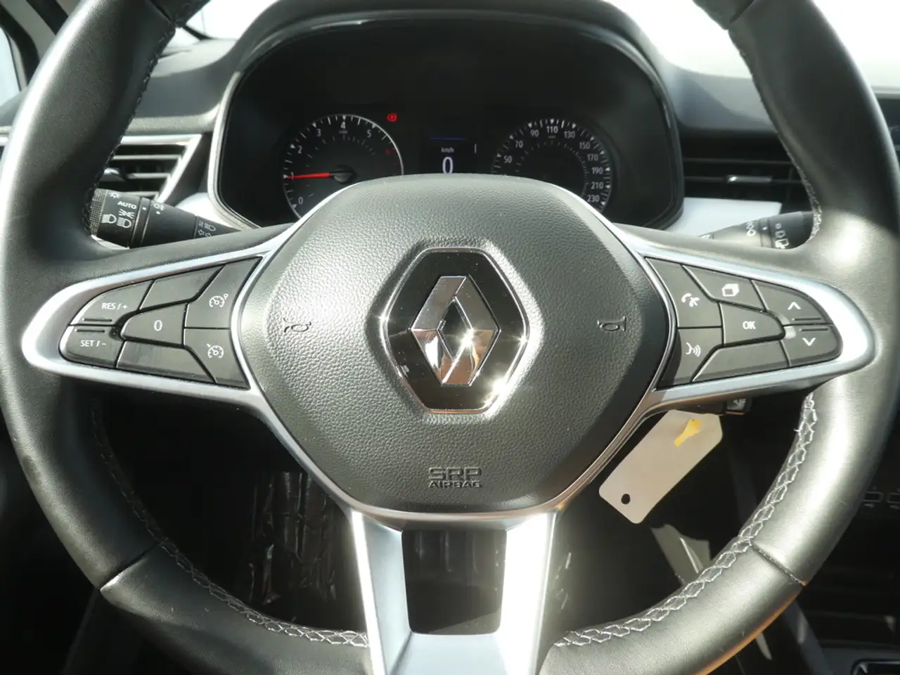 Renault Clio - 8