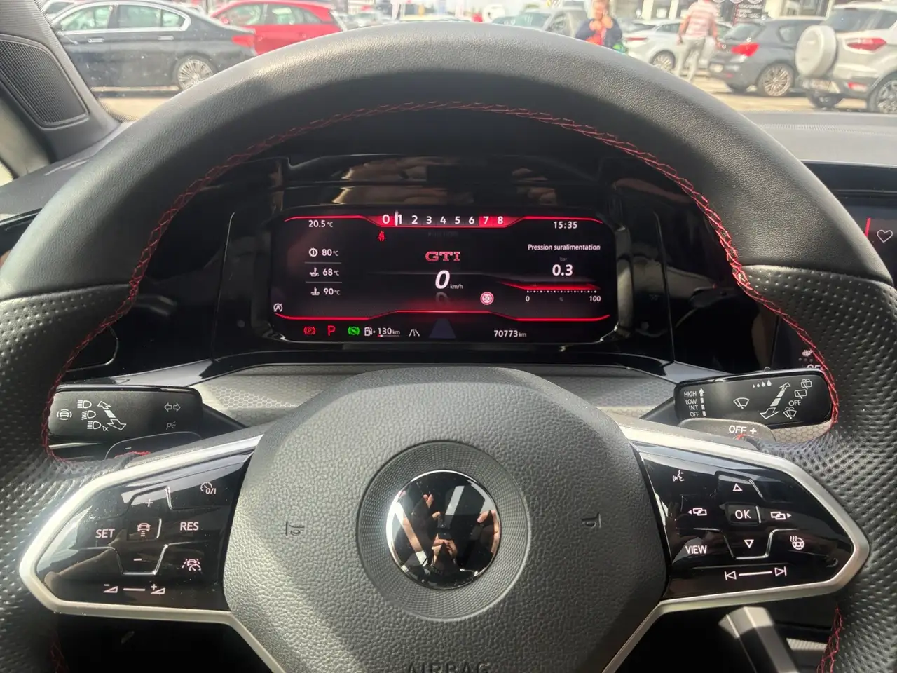 Volkswagen Golf GTI - 12