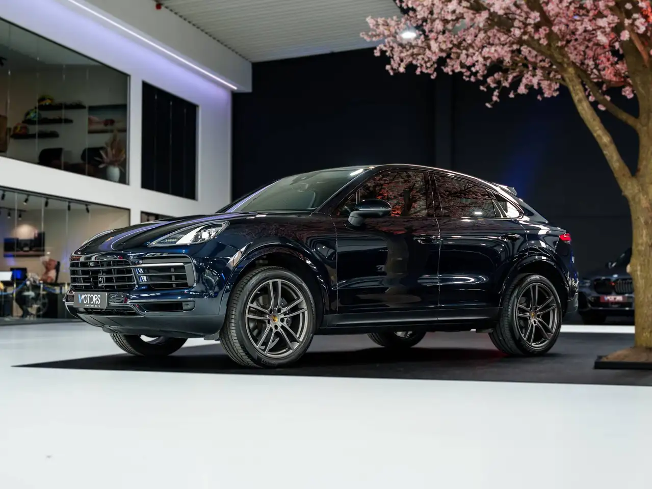 Porsche Cayenne - 2