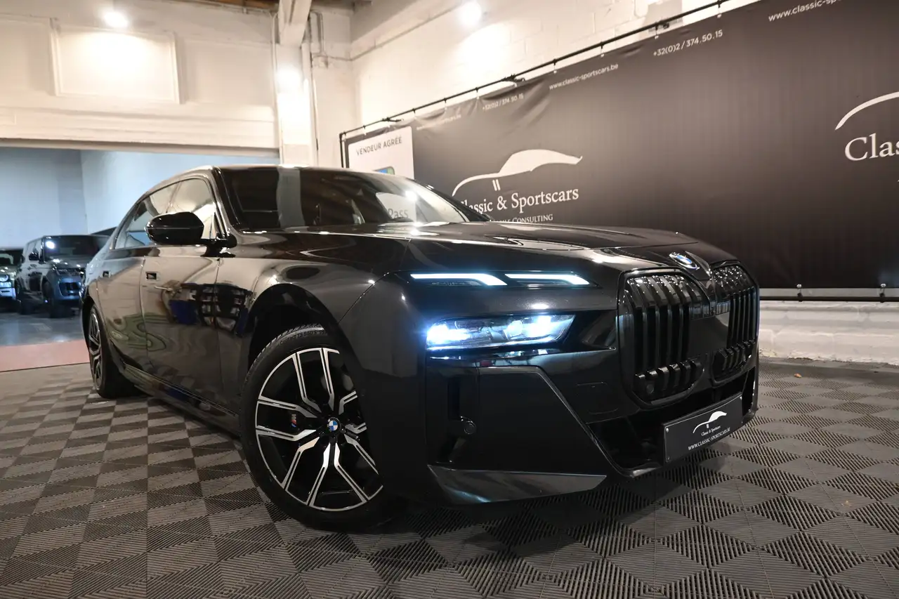 BMW 750 - 2