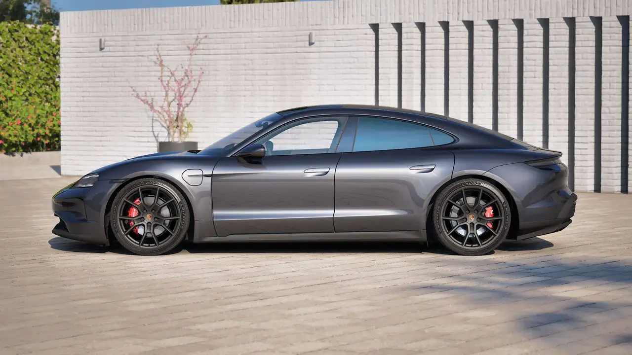 Porsche Taycan - 3