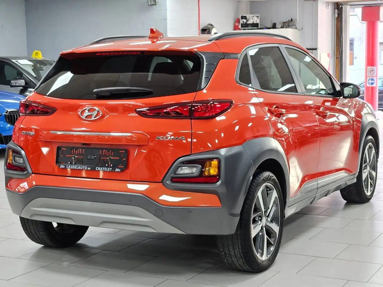 Hyundai KONA - 2