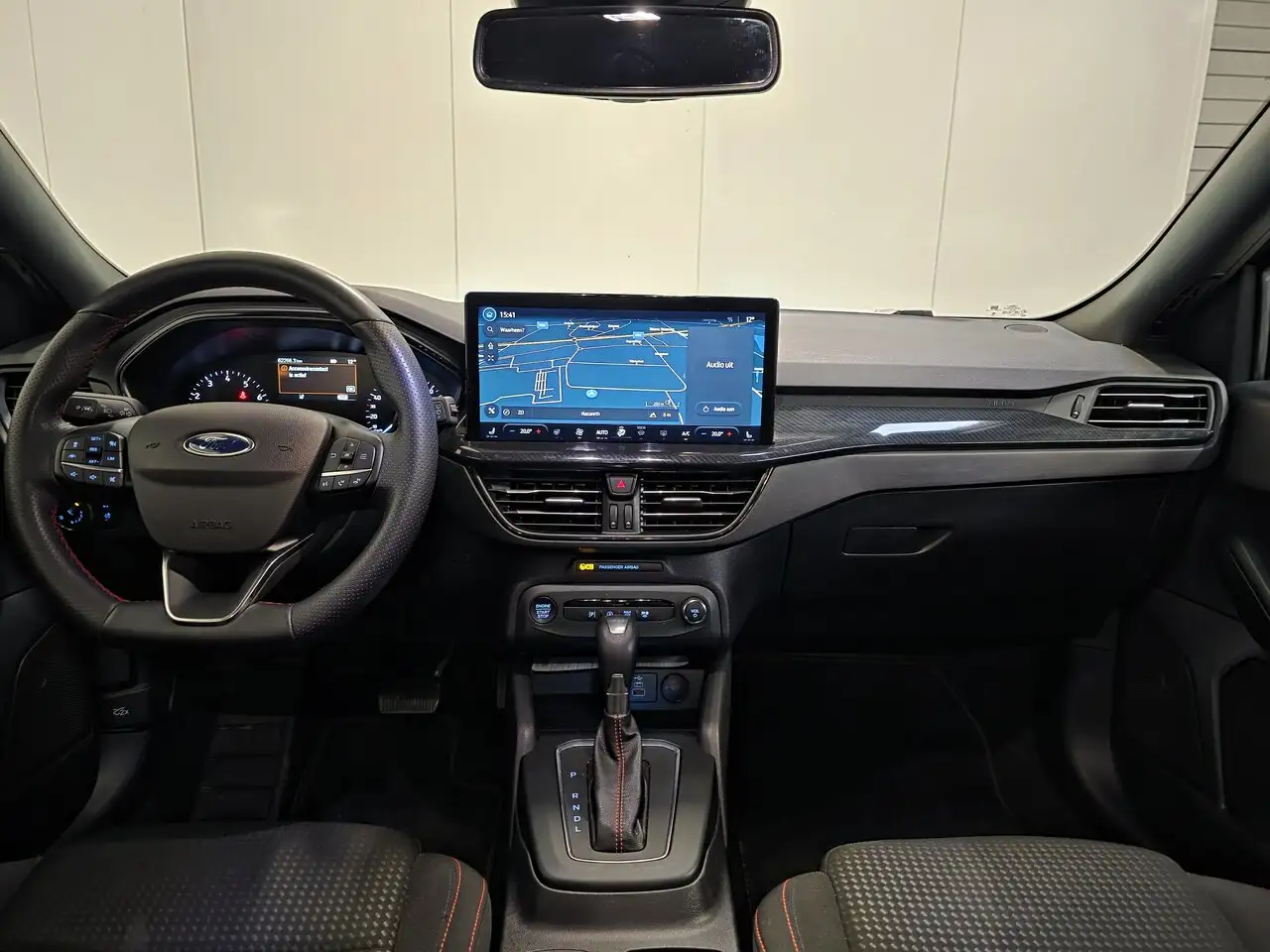 Ford Focus - 11