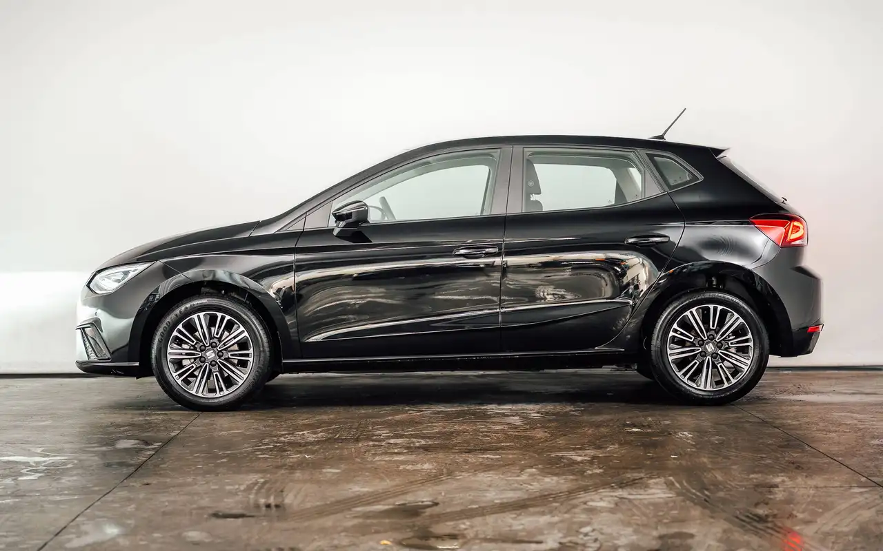 SEAT Ibiza - 2
