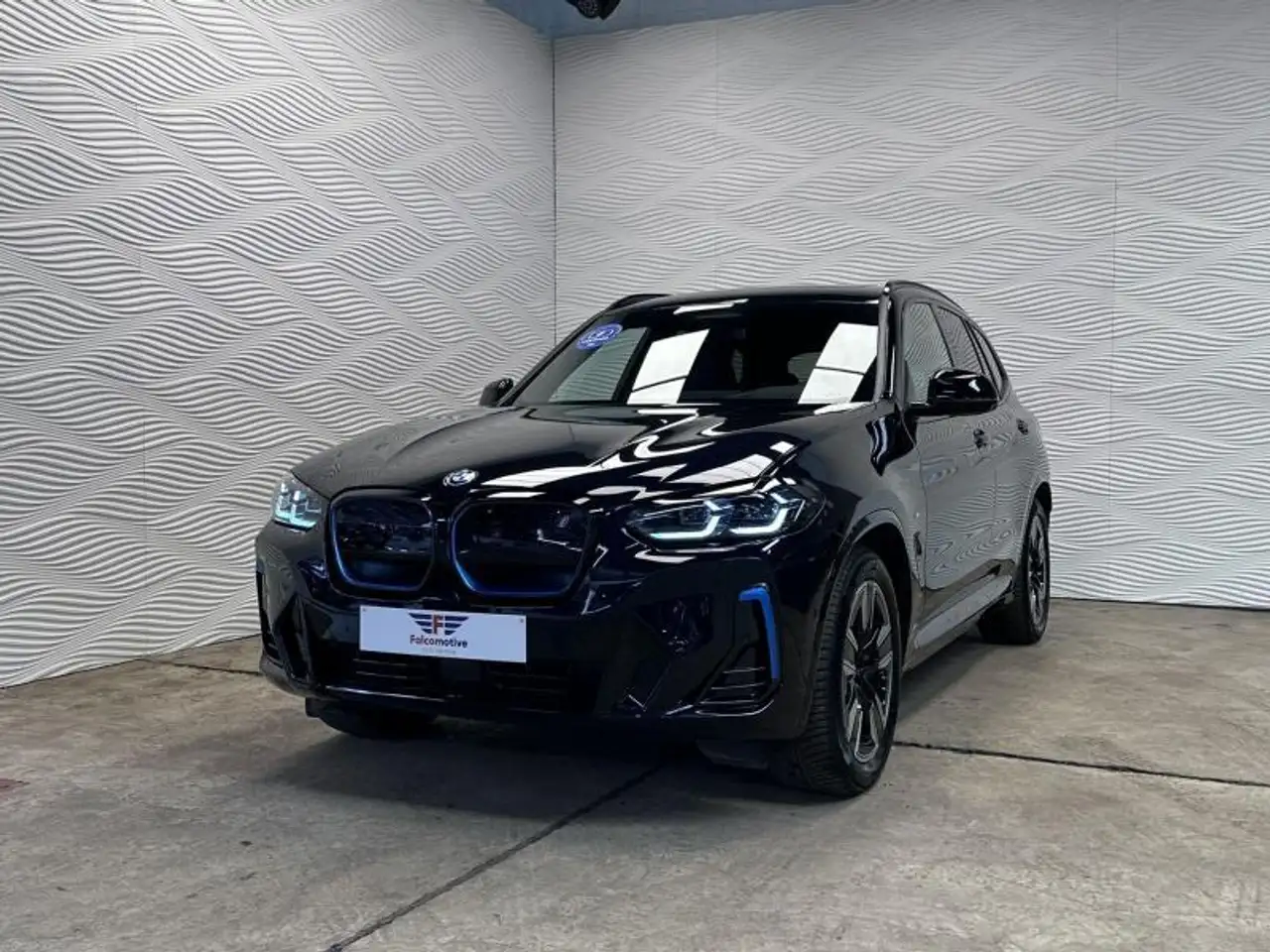 BMW iX3 - 4