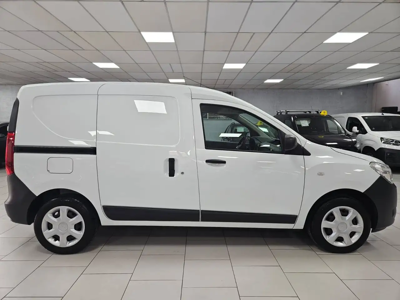 Dacia Dokker - 5