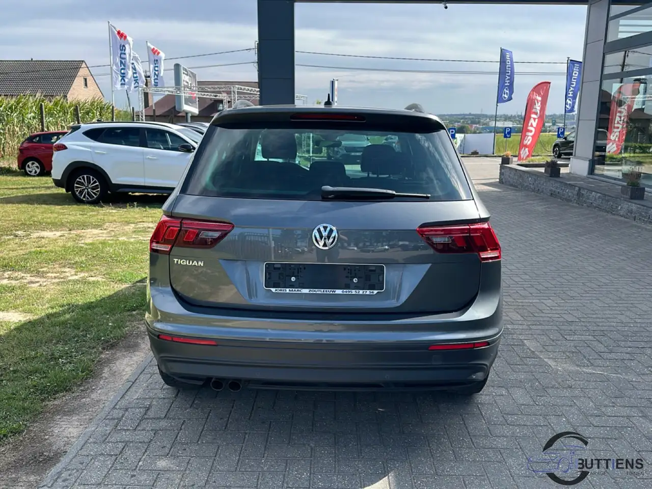 Volkswagen Tiguan - 4