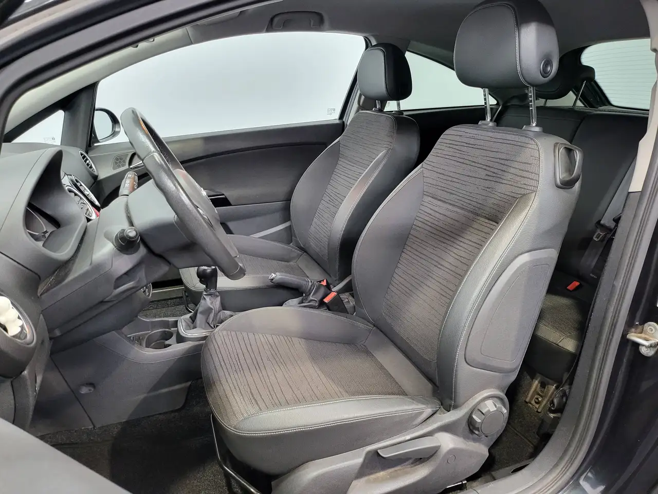 Opel Corsa - 11
