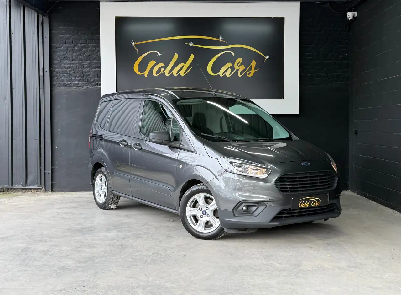 Ford Transit Courier - 8
