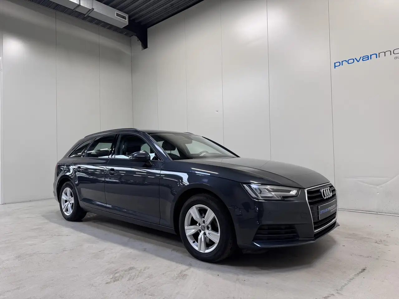 Audi A4 - 5