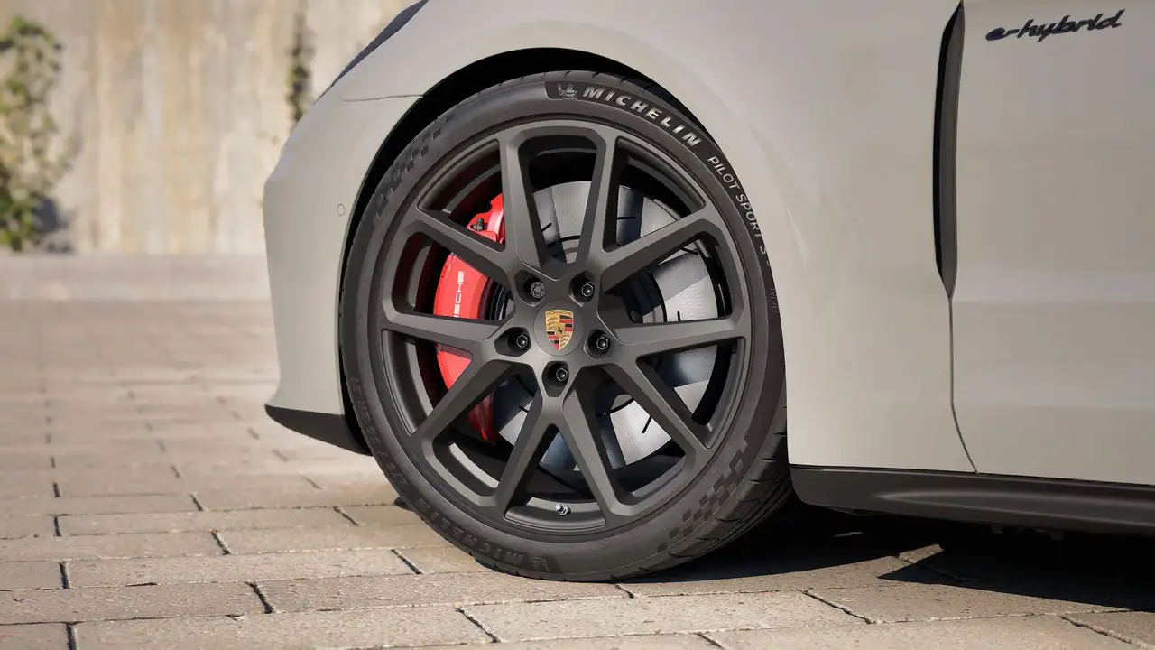 Porsche Panamera - 2