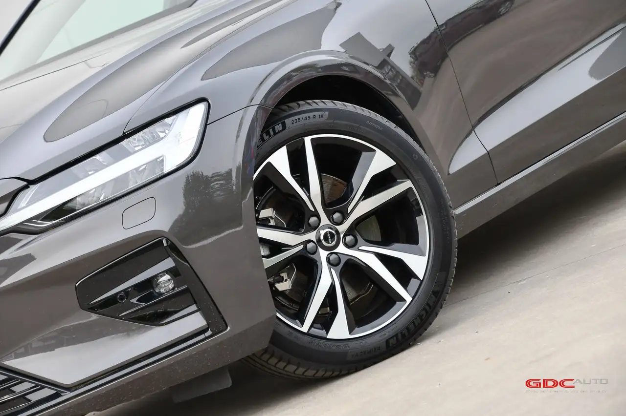 Volvo S60 - 11