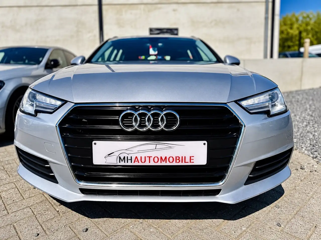 Audi A4 - 4