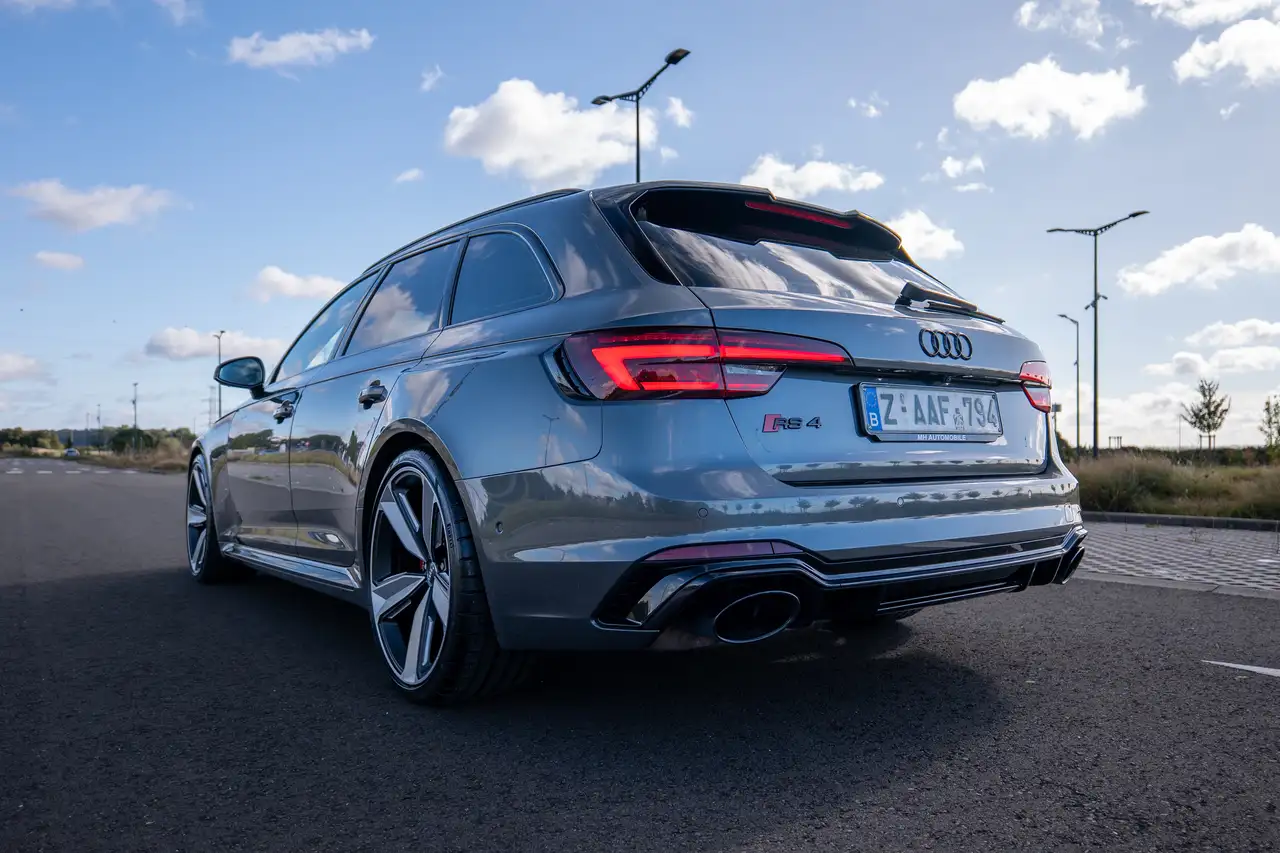 Audi RS4 - 8