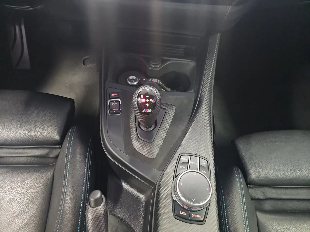 BMW M2 - 11