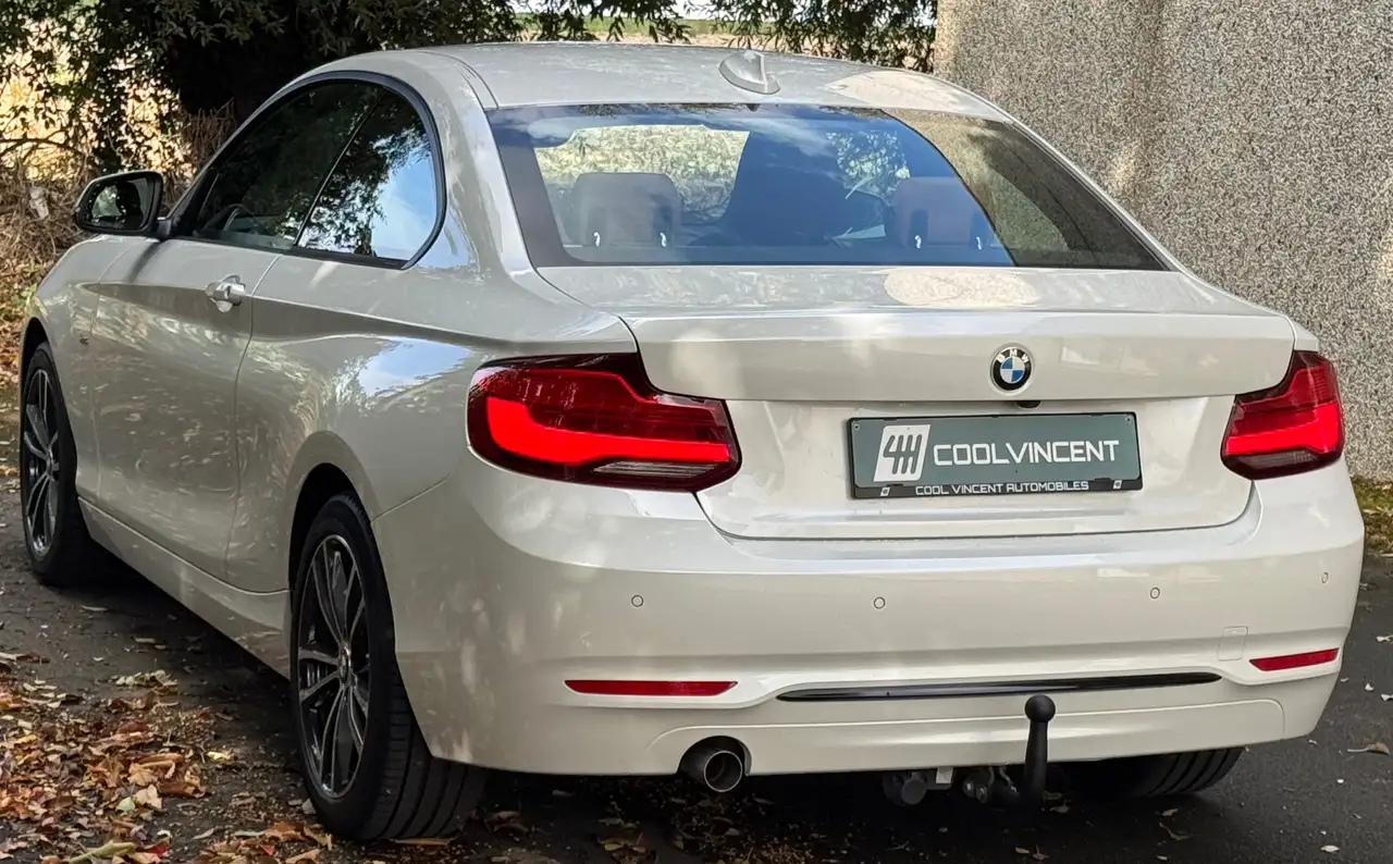 BMW 218 - 6