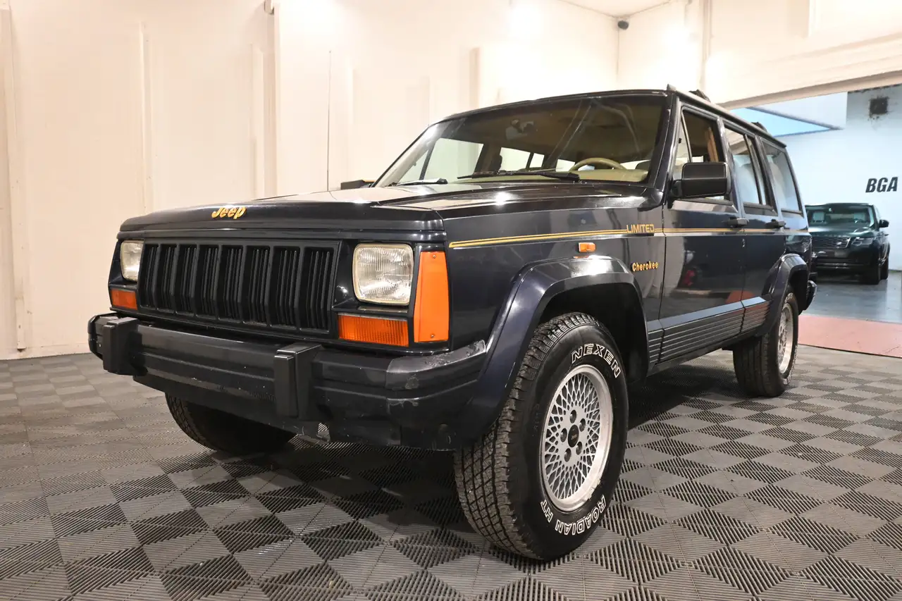 Jeep Cherokee - 7