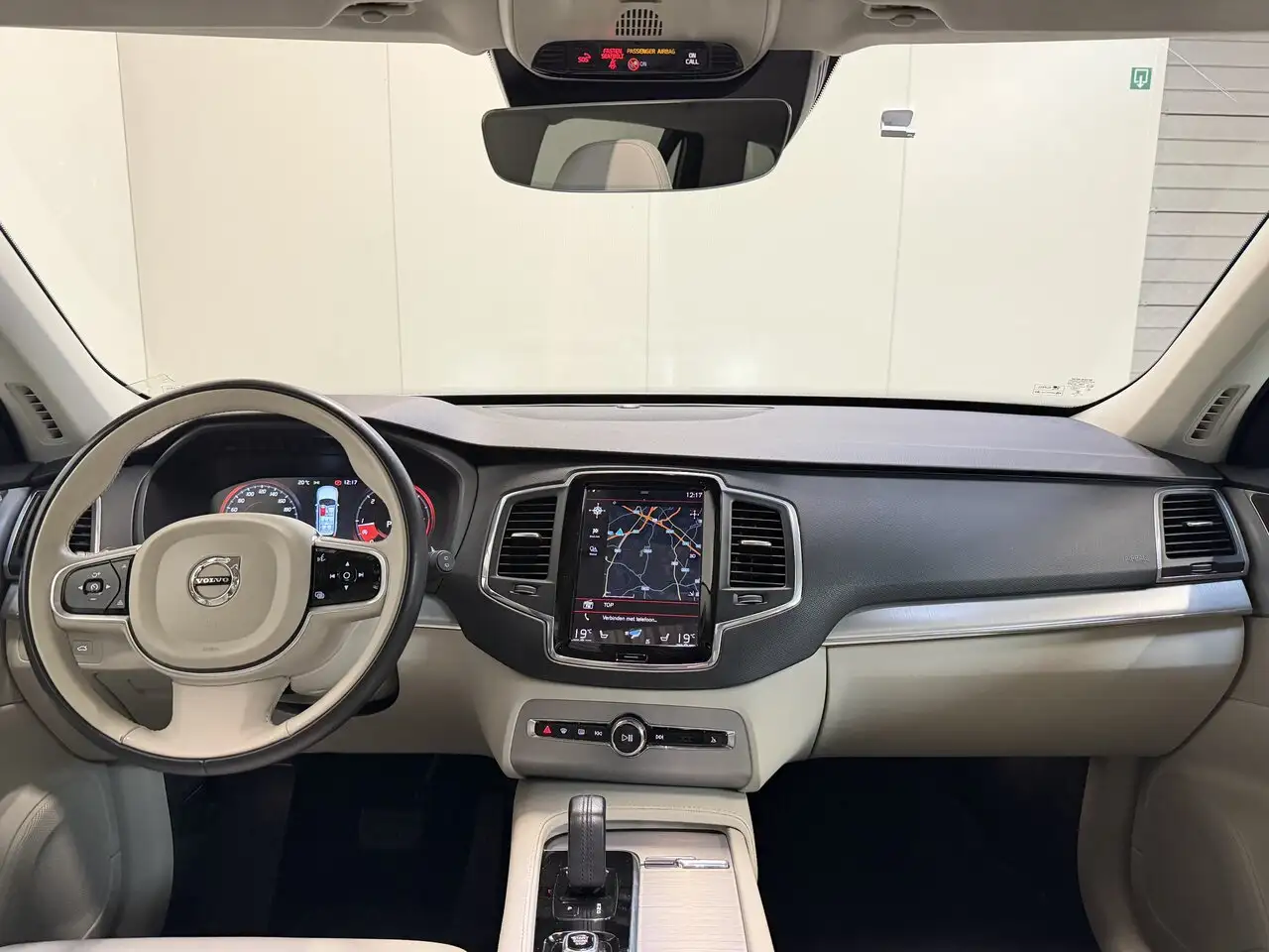 Volvo XC90 - 12