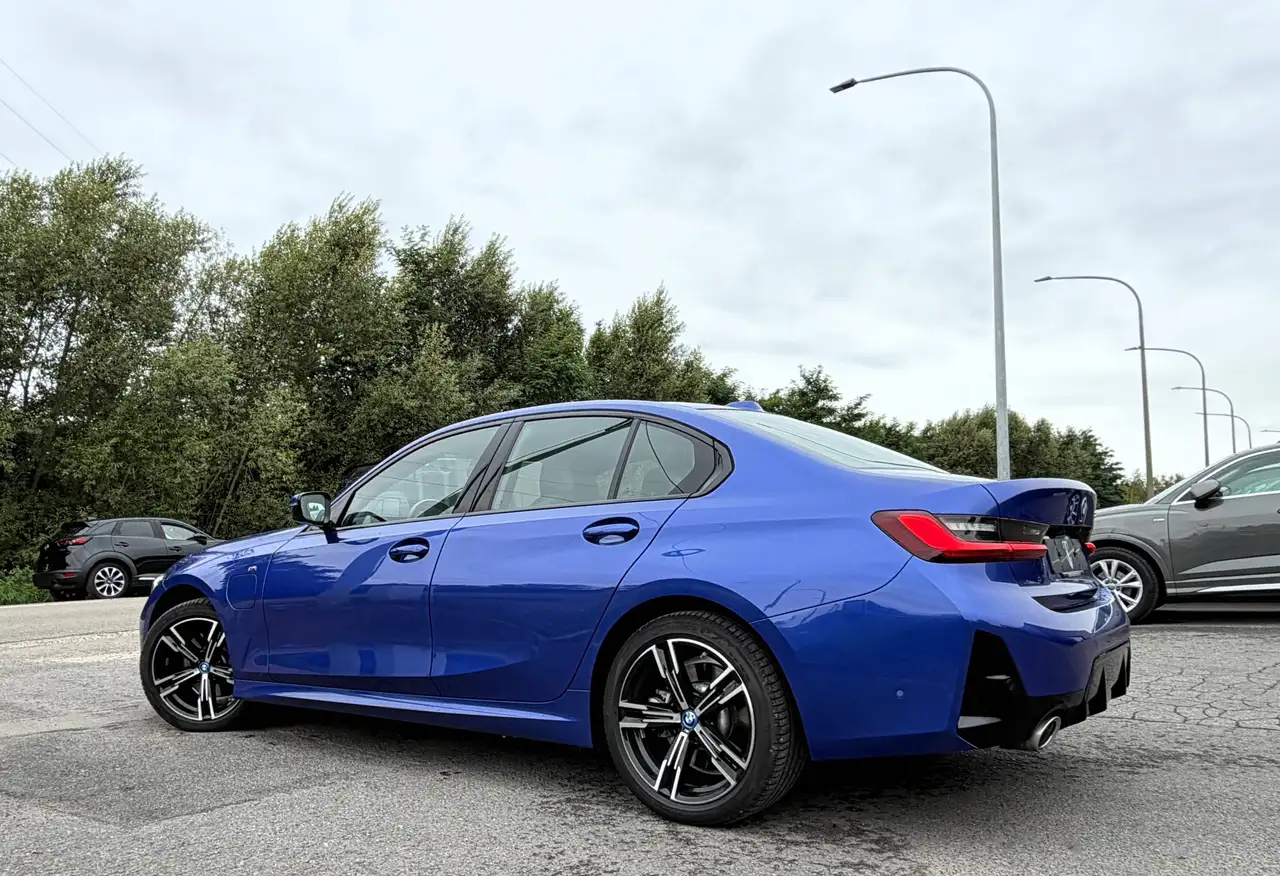 BMW 330 - 5
