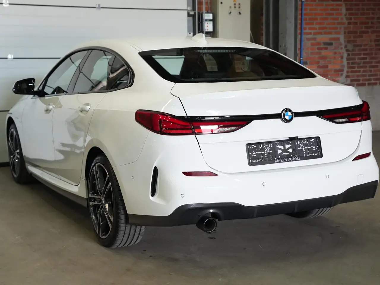 BMW 218 - 7