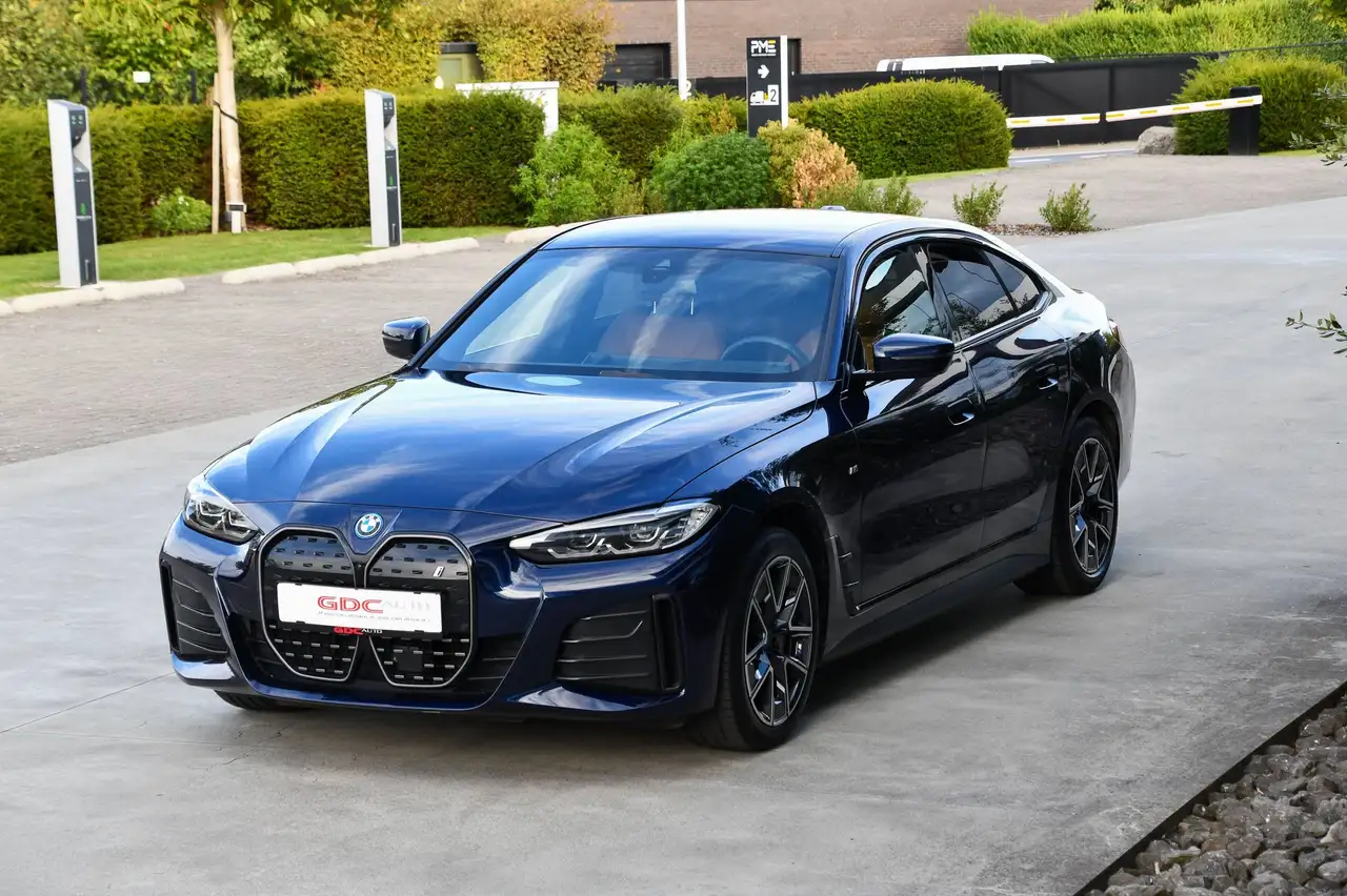 BMW i4 - 5
