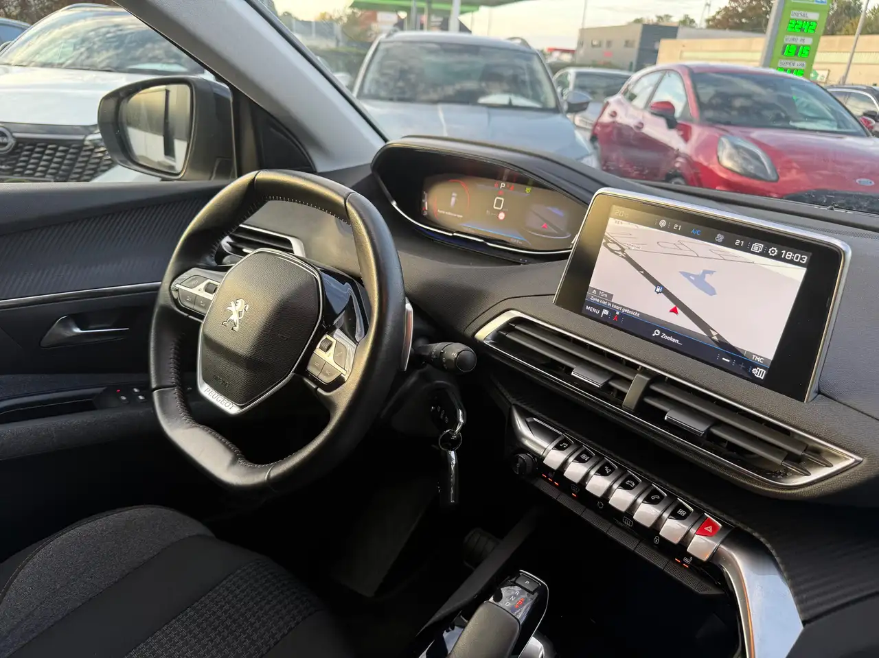 Peugeot 5008 - 10
