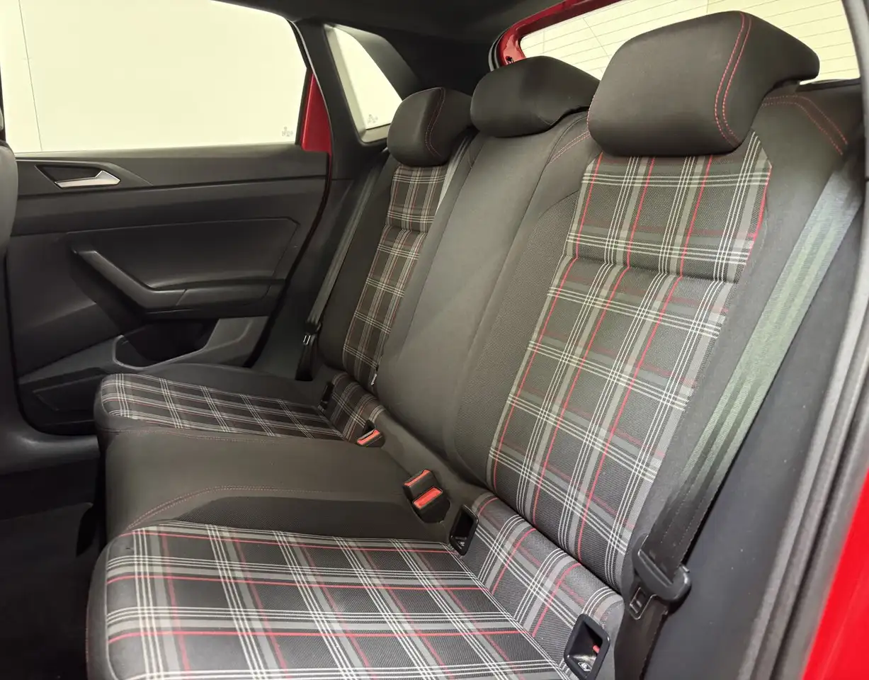 Volkswagen Polo GTI - 10
