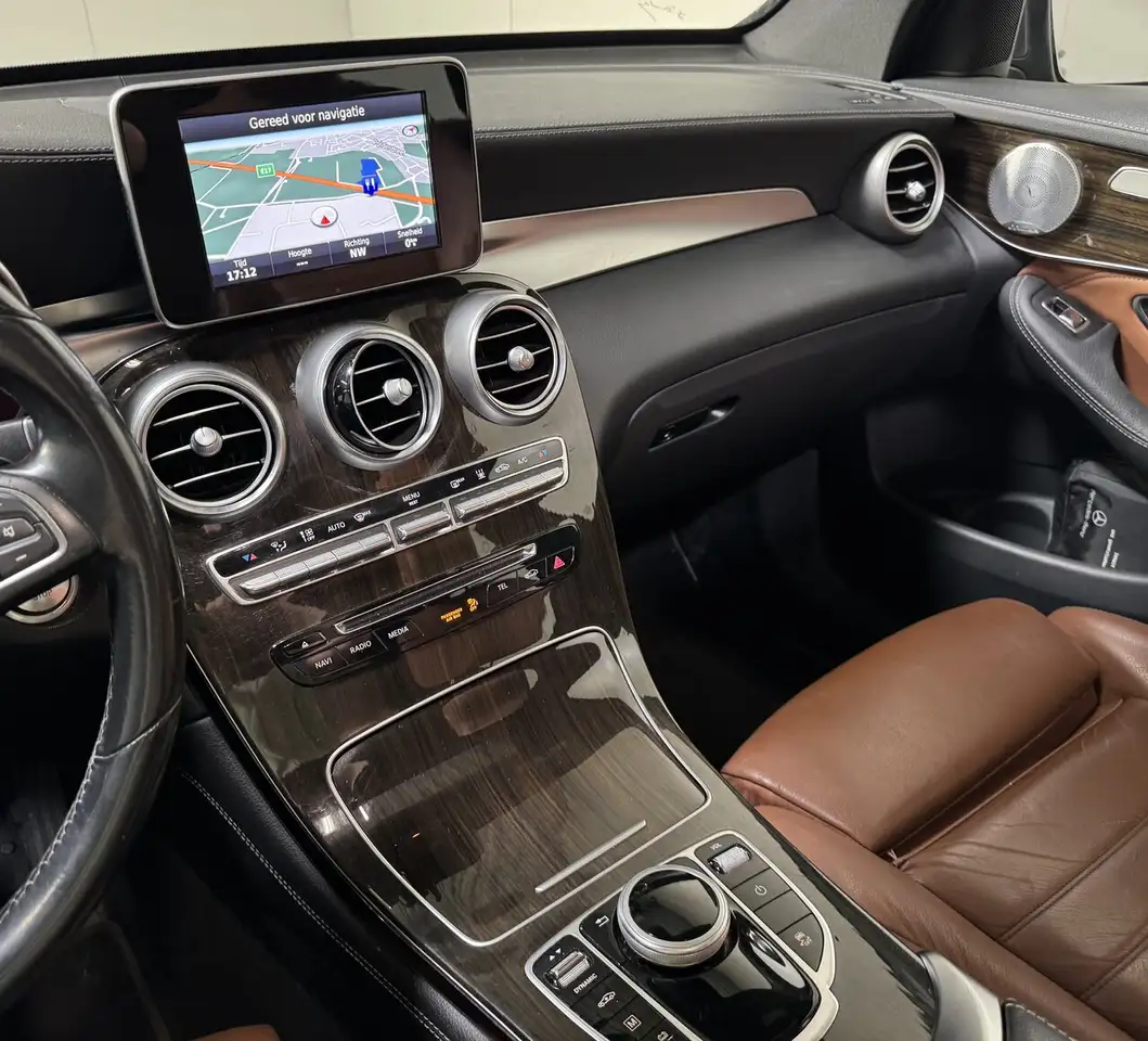 Mercedes-Benz GLC 350 - 12