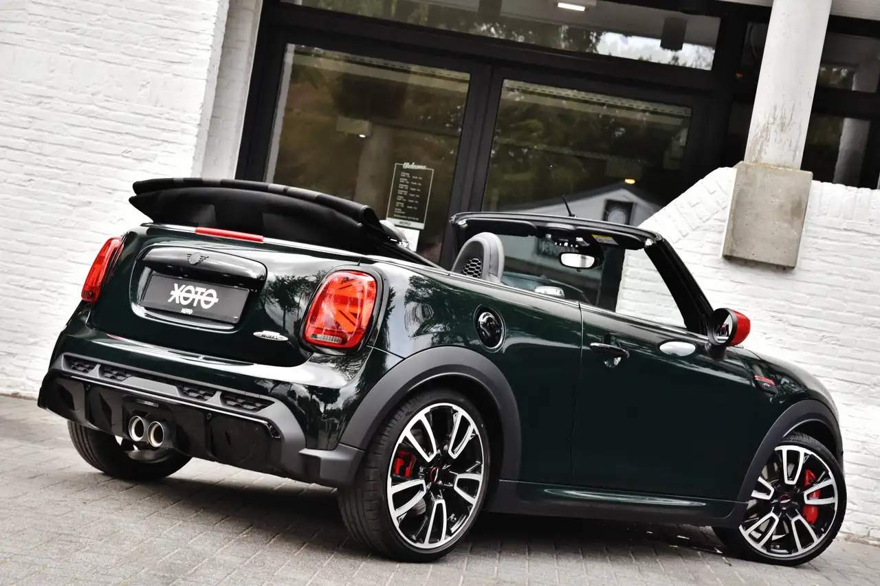 MINI John Cooper Works Cabrio - 8