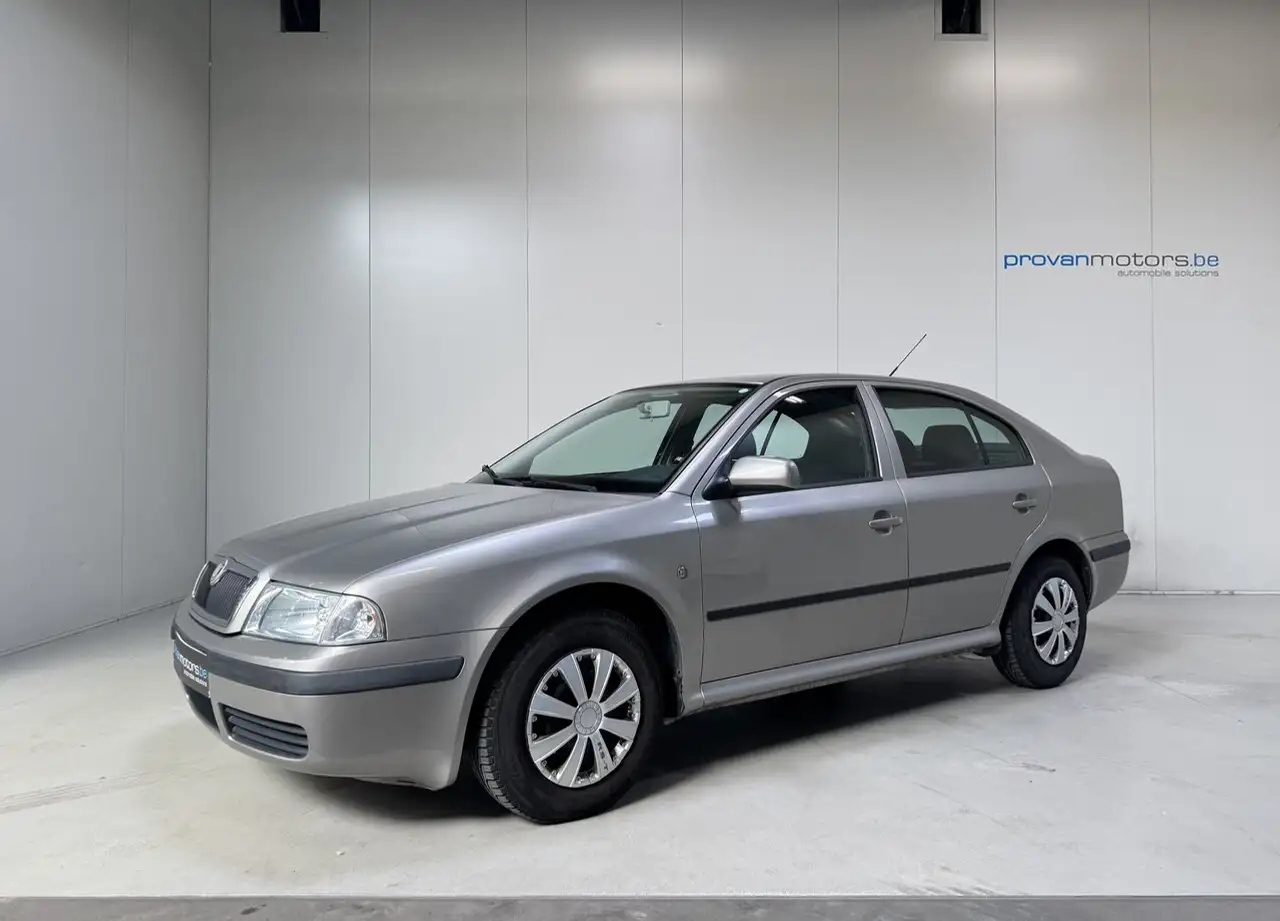 Skoda Octavia - 4