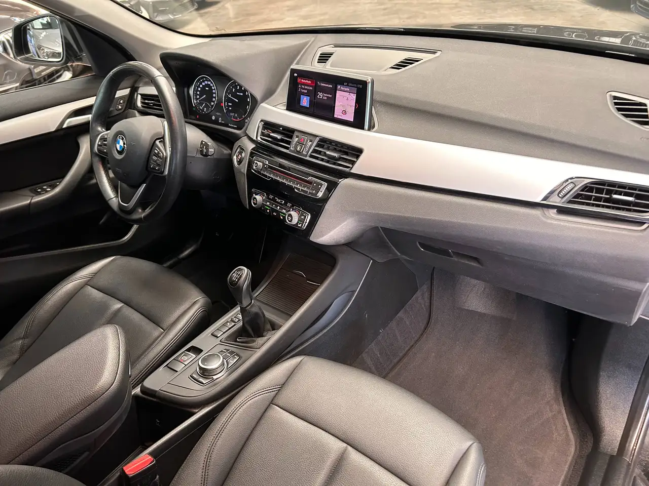 BMW X1 - 10