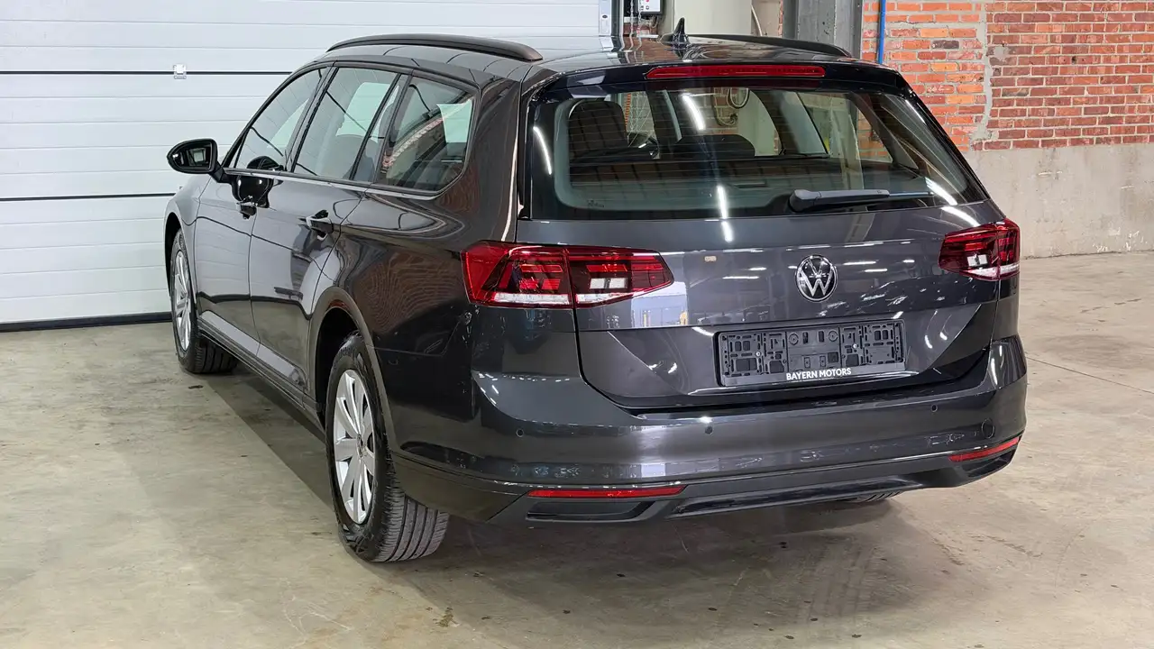 Volkswagen Passat Variant - 7
