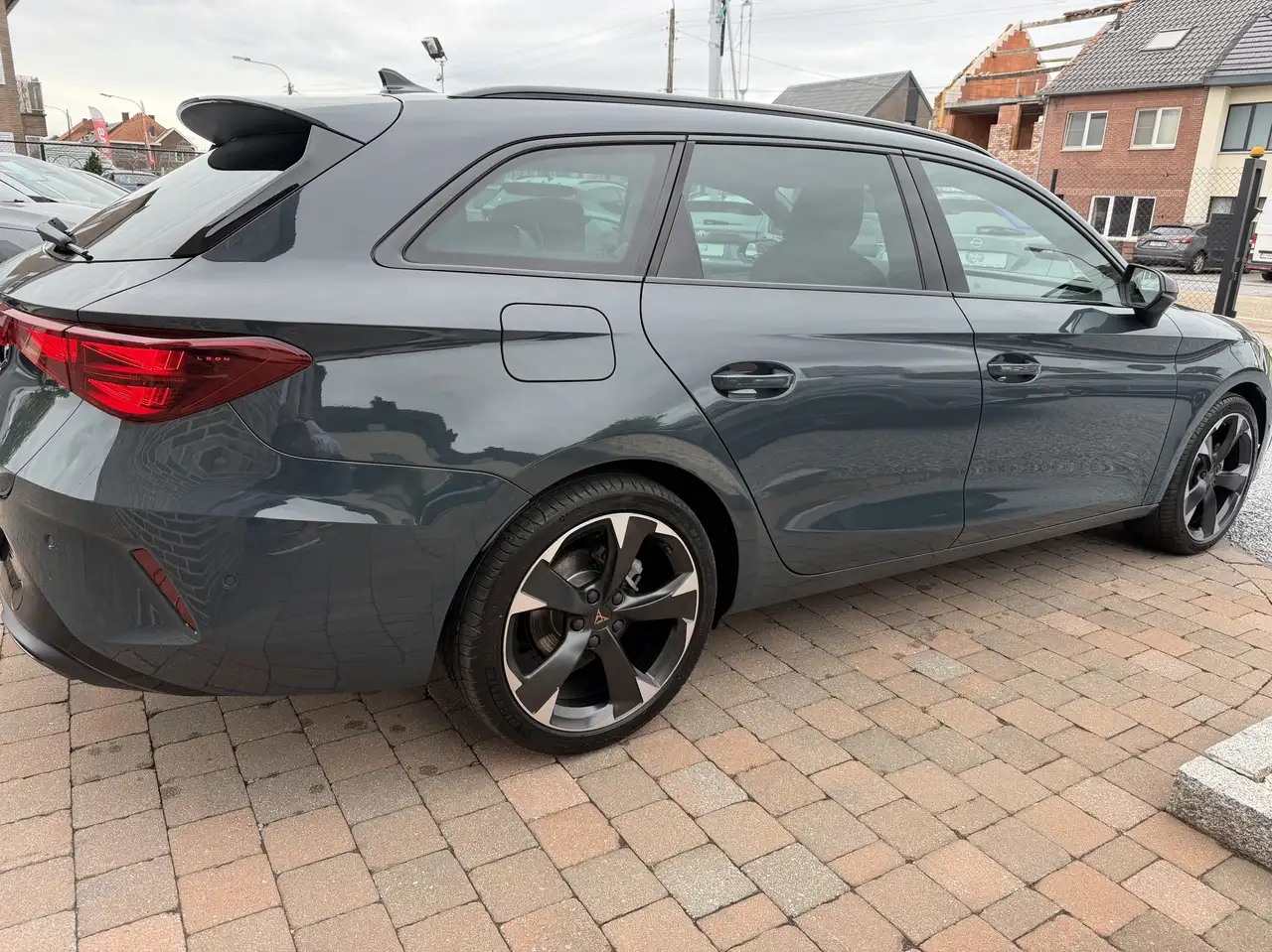 CUPRA Leon - 4