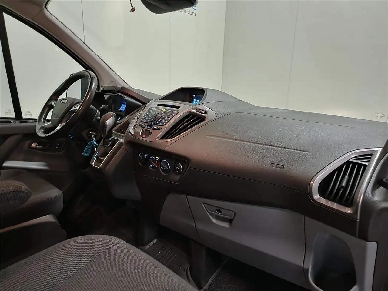 Ford Transit Custom - 12