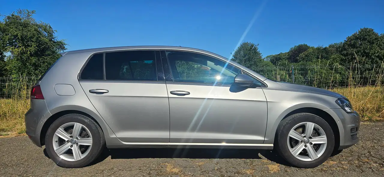 Volkswagen Golf - 3