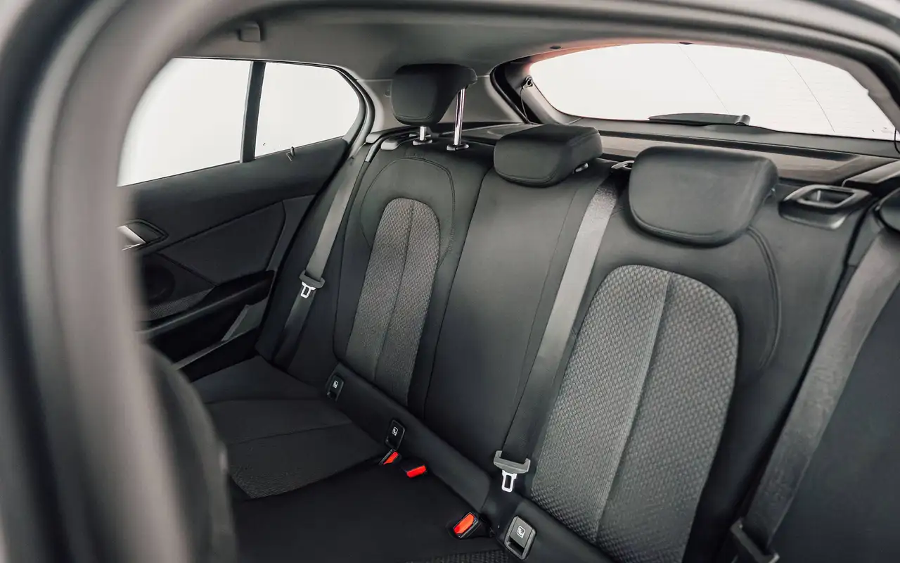 BMW 118 - 8