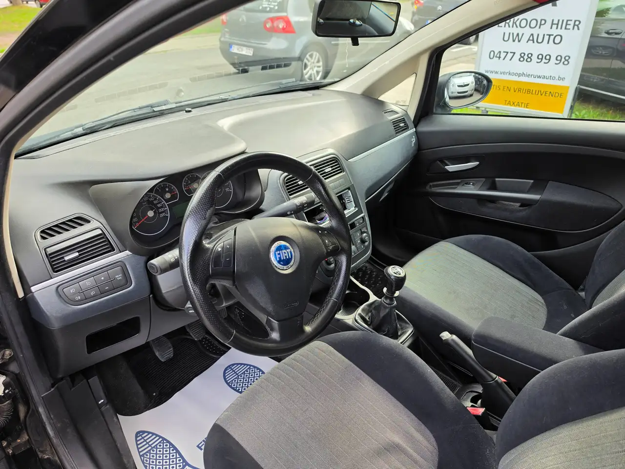 Fiat Grande Punto - 9