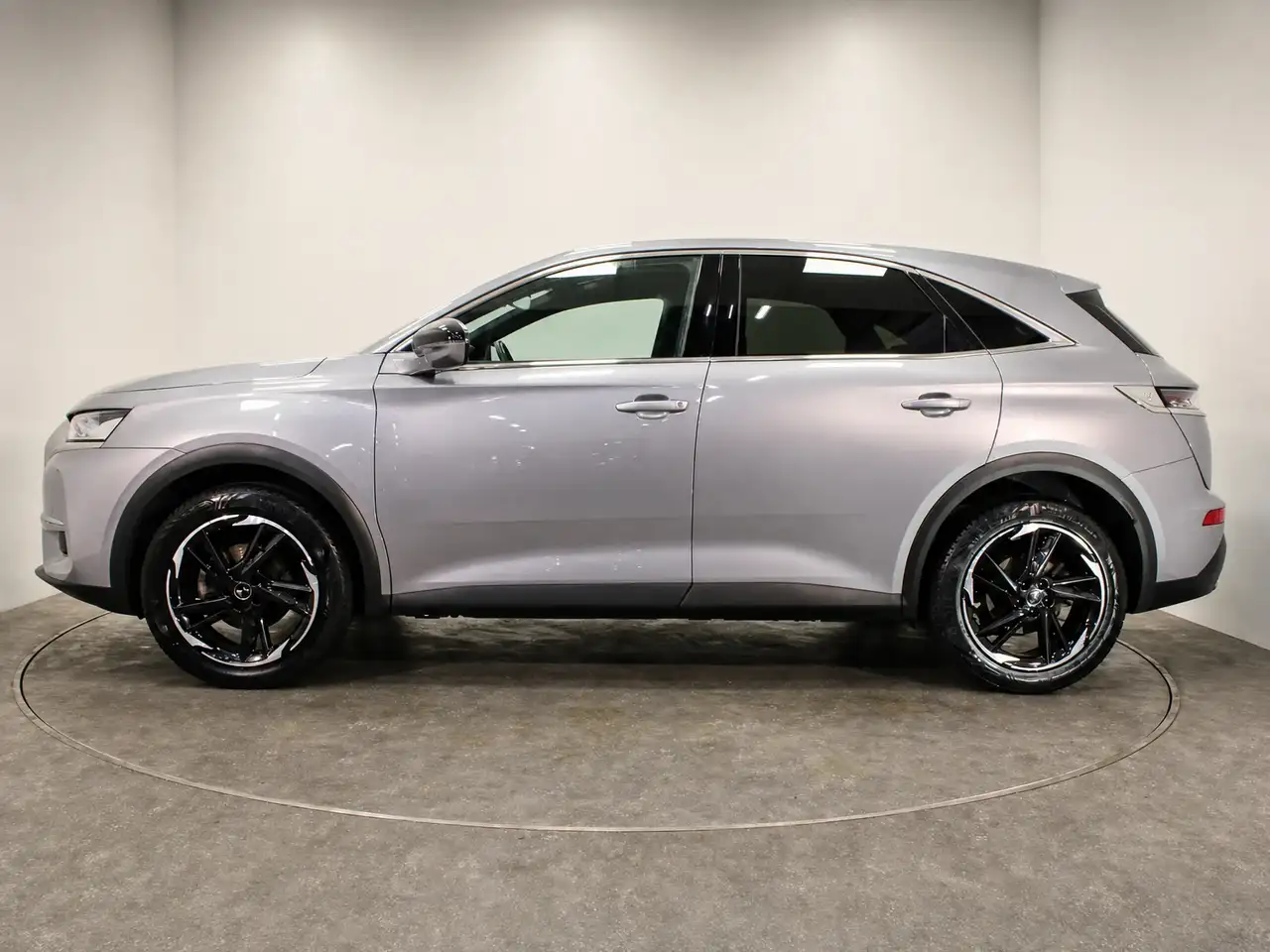 DS Automobiles DS 7 Crossback - 3