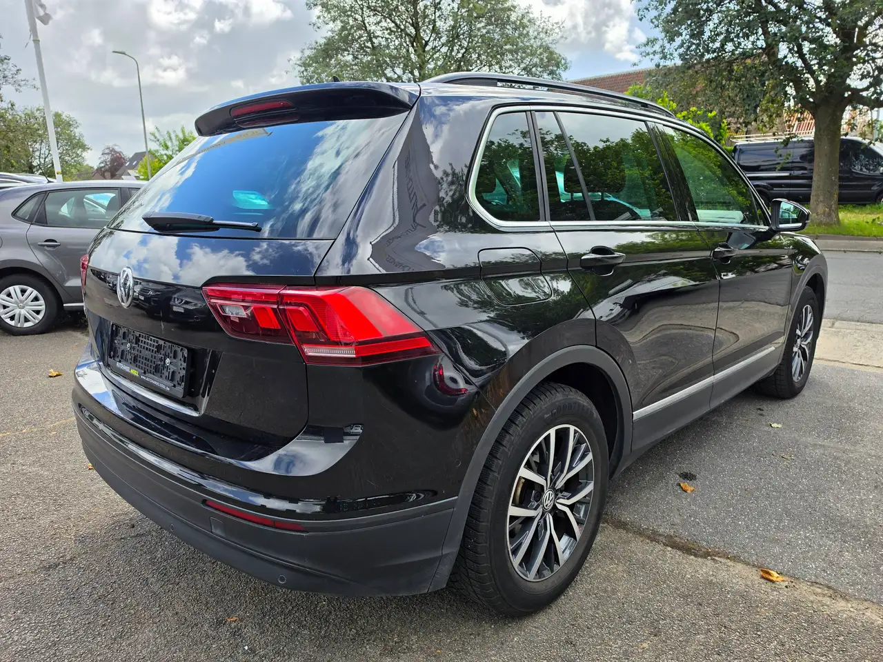 Volkswagen Tiguan - 3