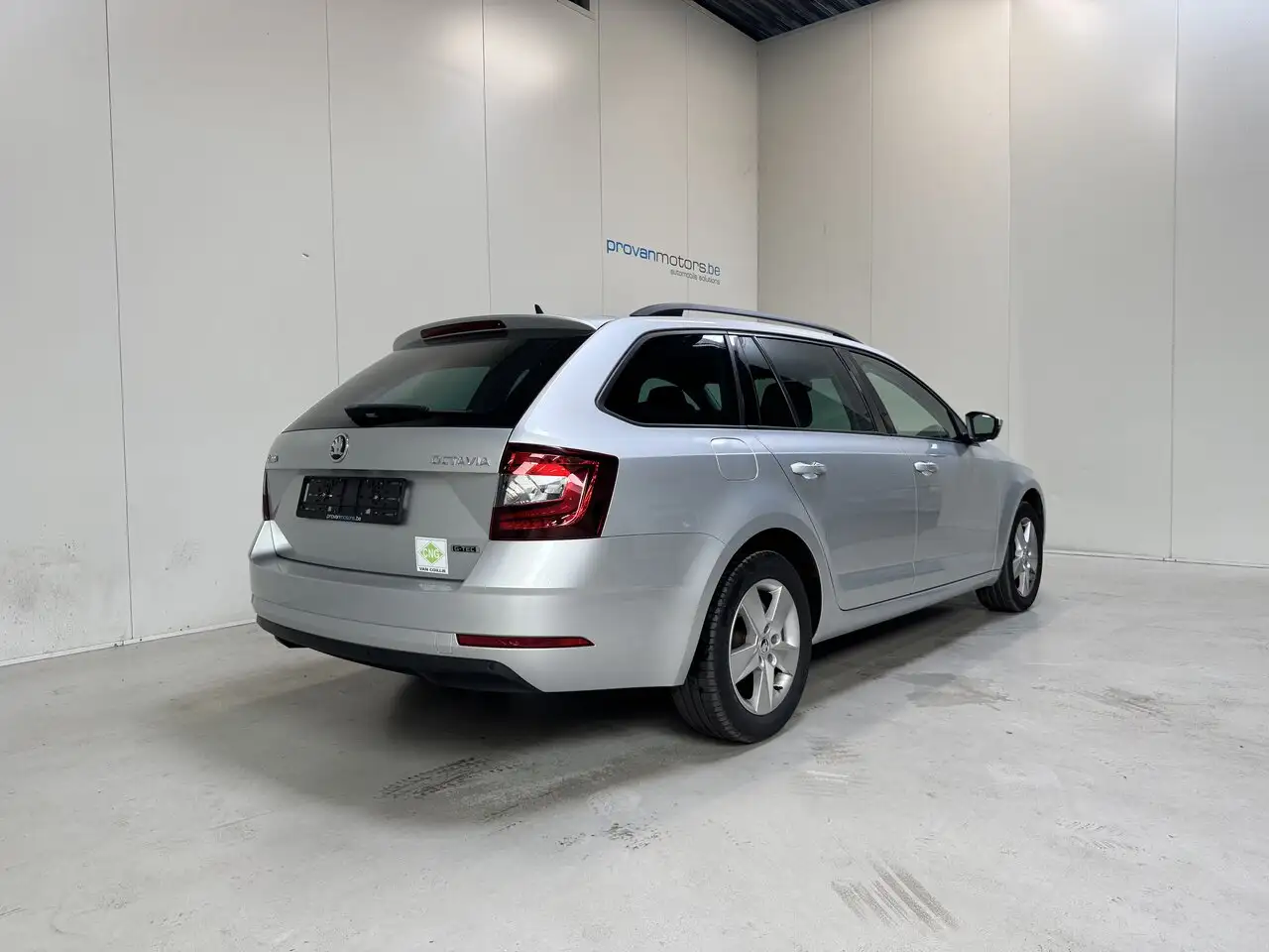 Skoda Octavia - 3