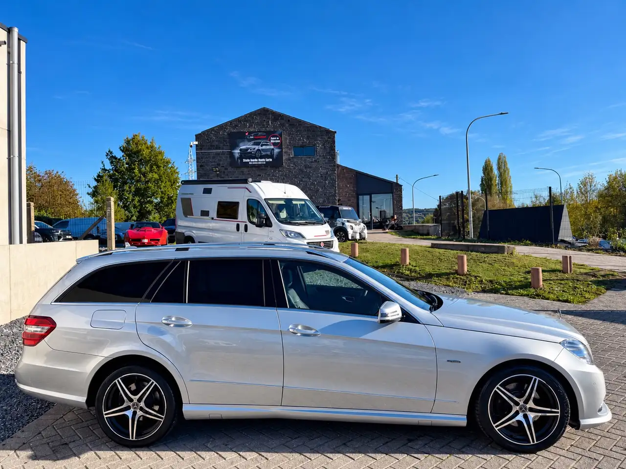 Mercedes-Benz E 220 - 3
