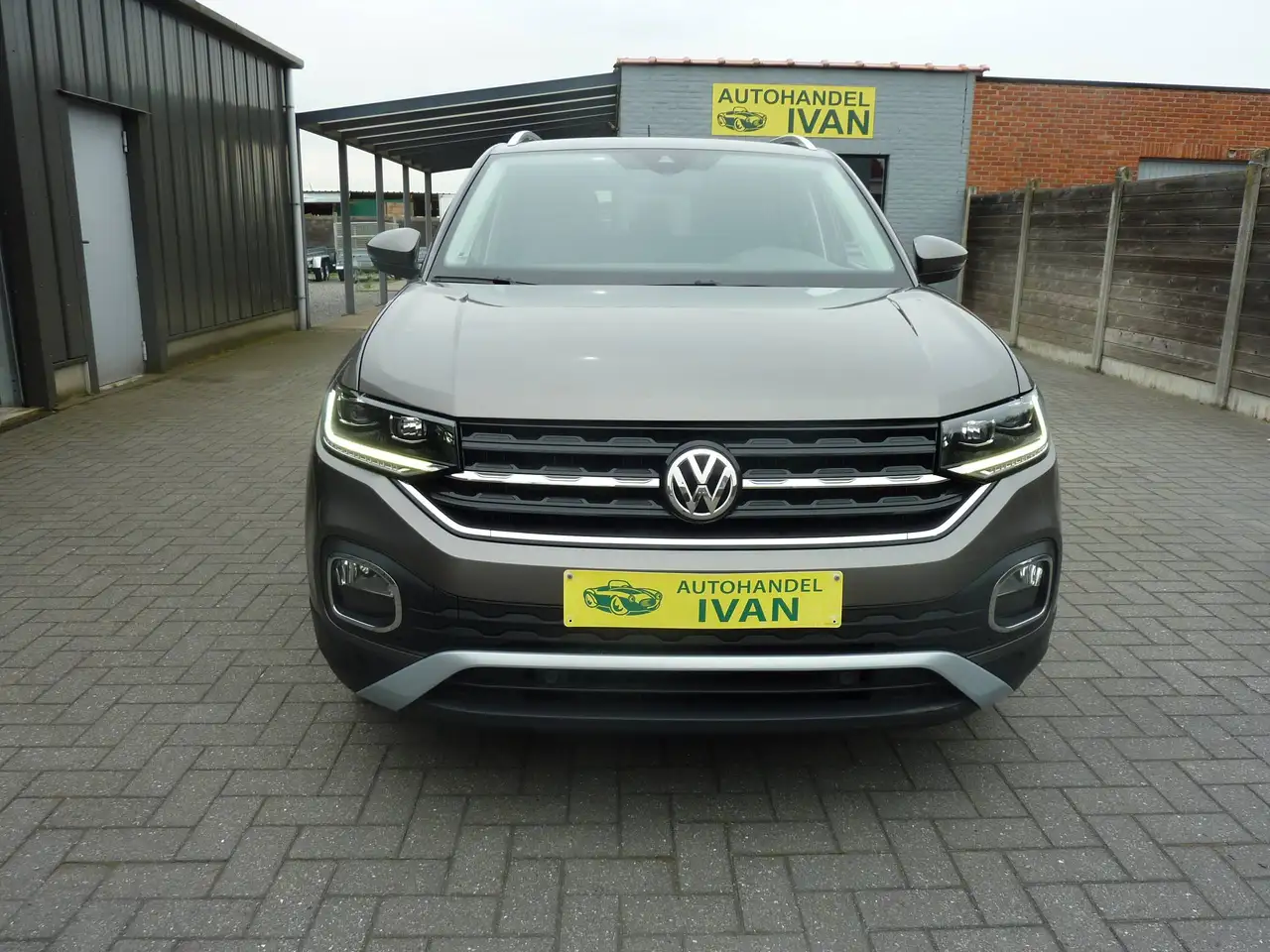 Volkswagen T-Cross - 2