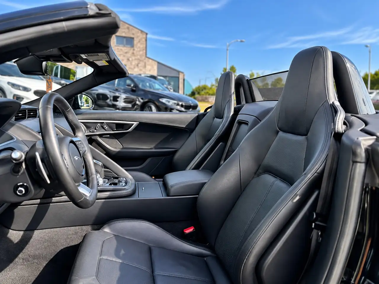 Jaguar F-Type - 11