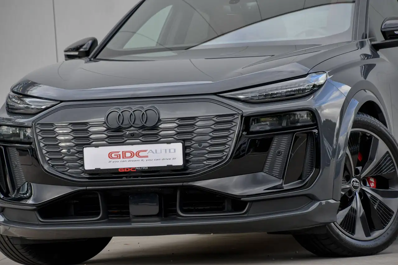 Audi SQ6 e-tron - 3