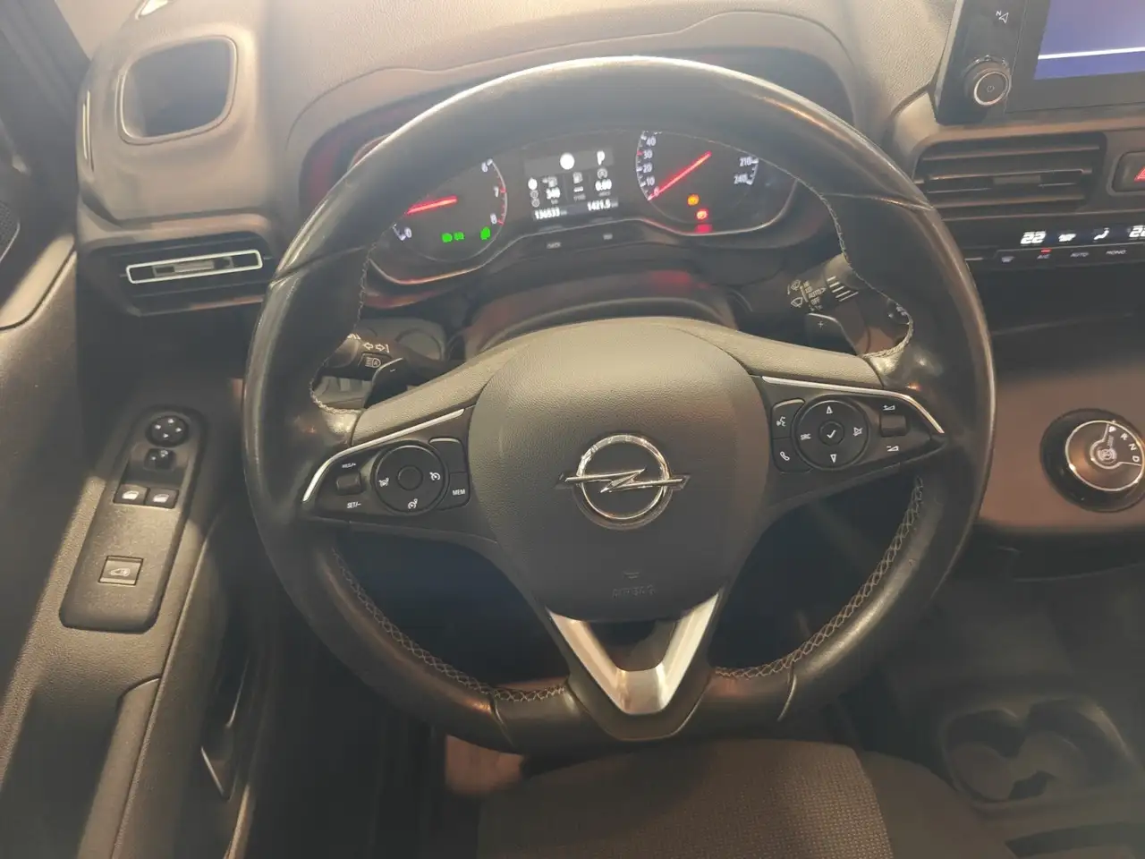 Opel Combo Life - 12