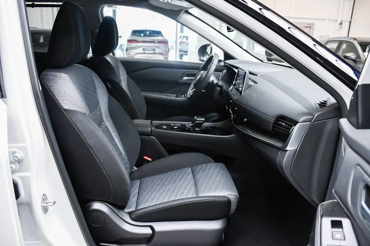 Nissan X-Trail - 6