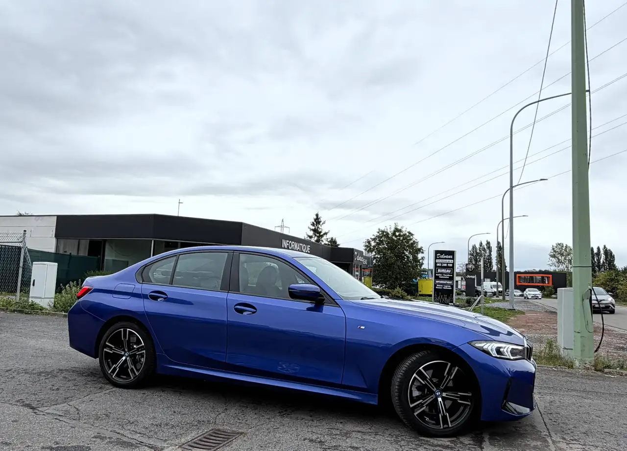 BMW 330 - 10