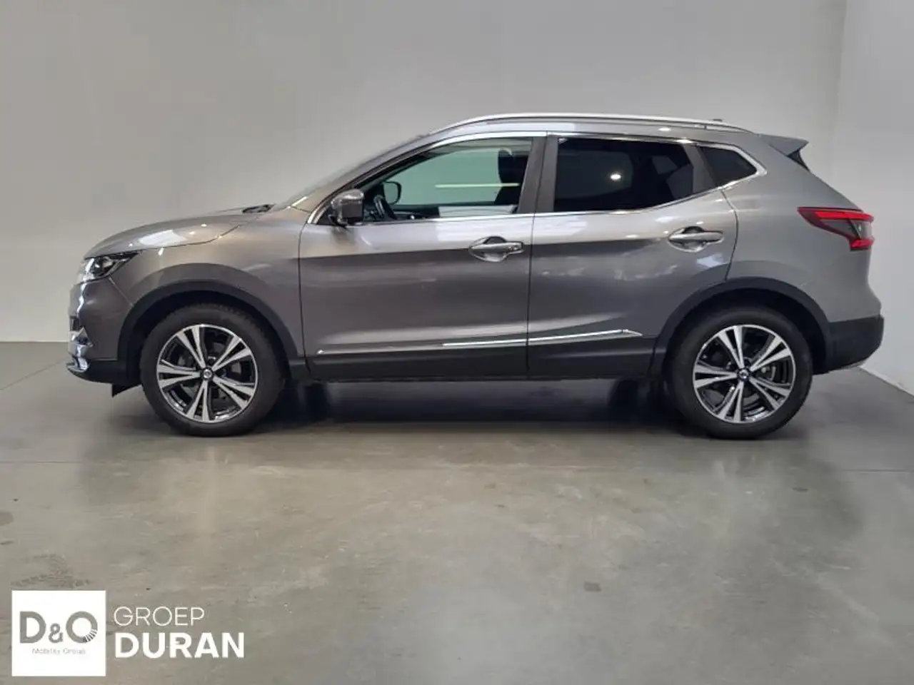 Nissan Qashqai - 2
