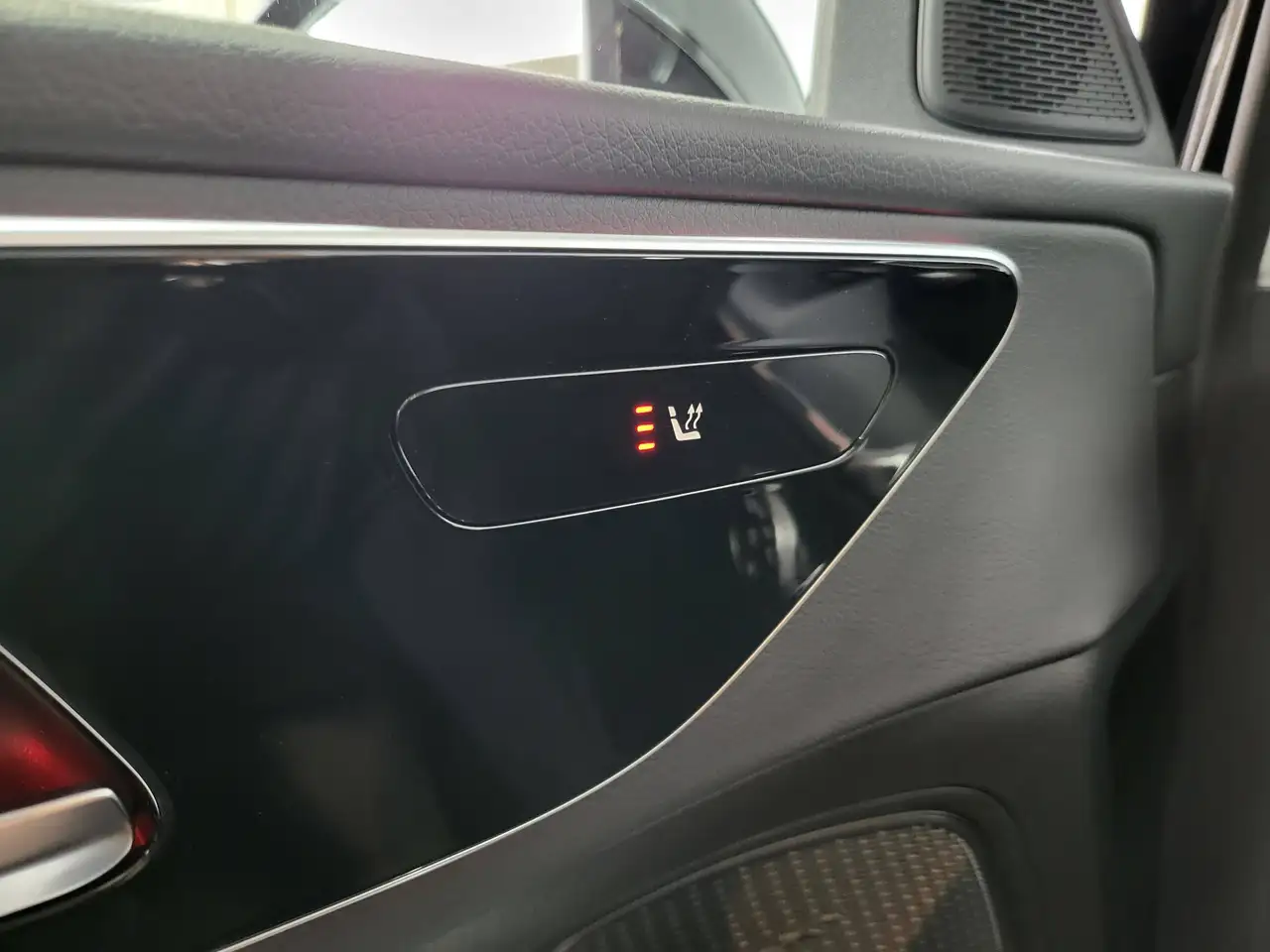 Mercedes-Benz C 200 - 12