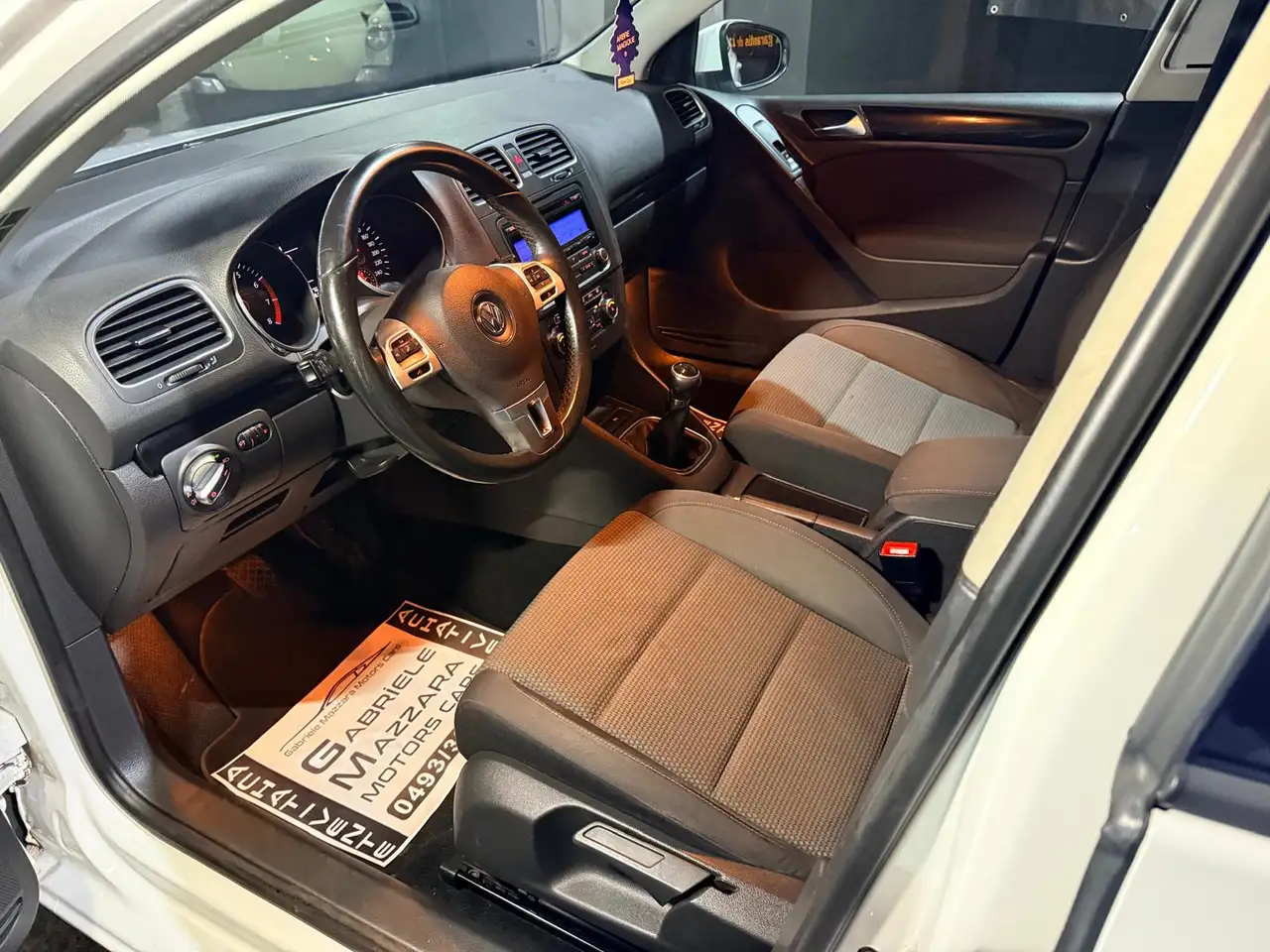 Volkswagen Golf - 9